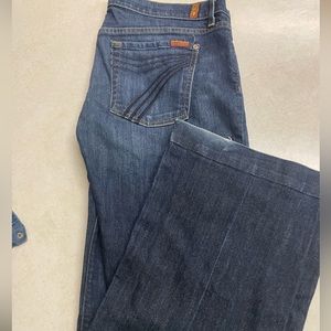 Like new Dojos. In excellent shape.